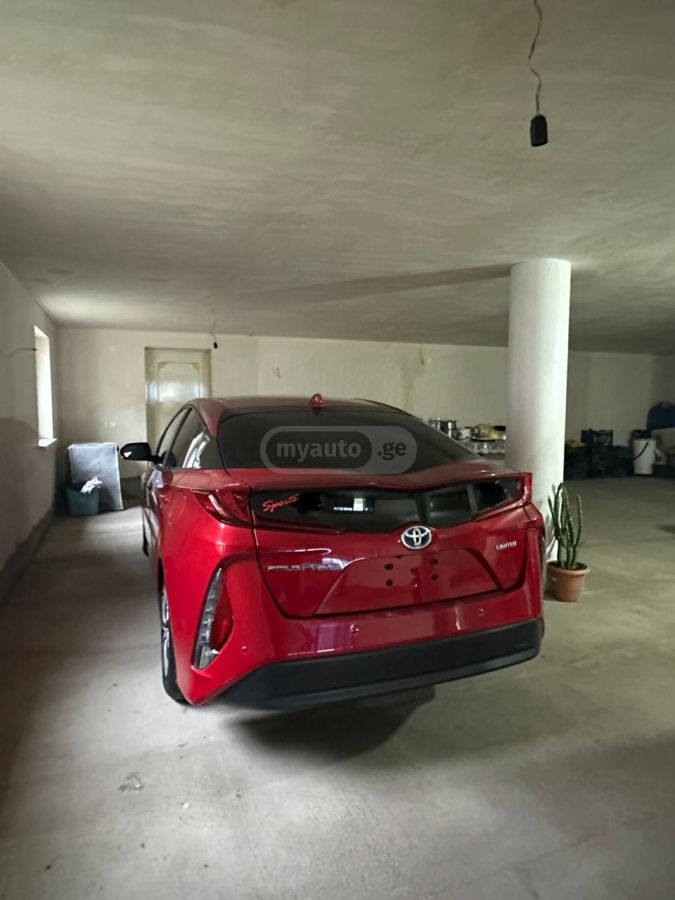 Toyota Limited 5dr Hatchback CVT — миниатюра 6