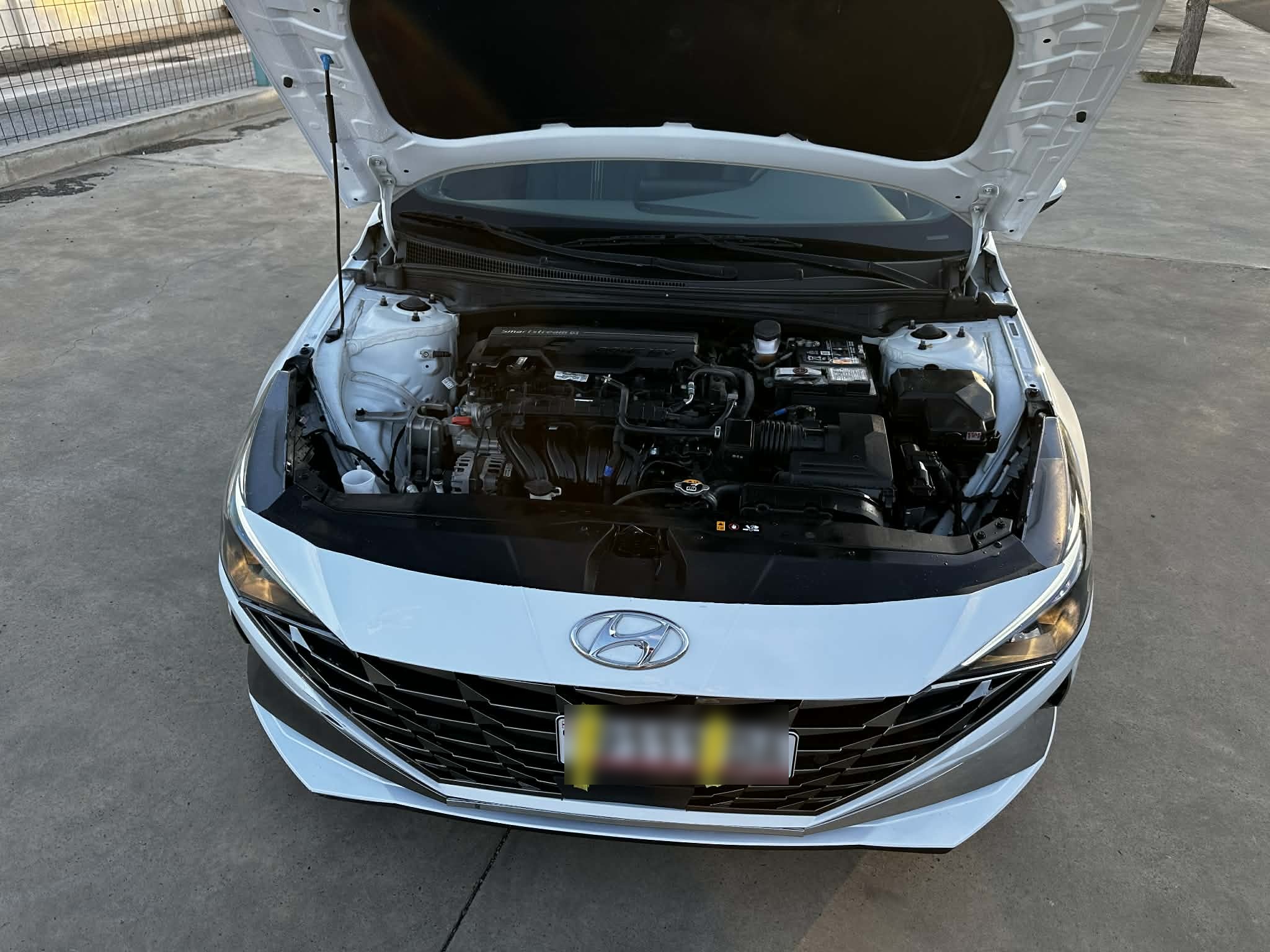 Hyundai Elantra - фото 14