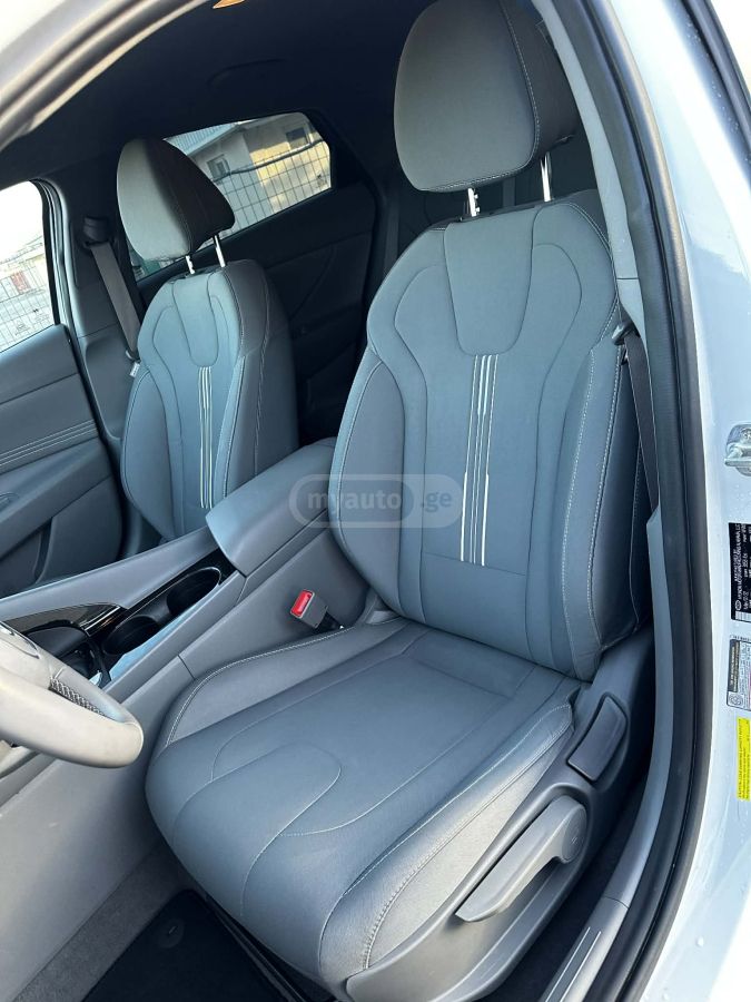 Hyundai Elantra - фото 6