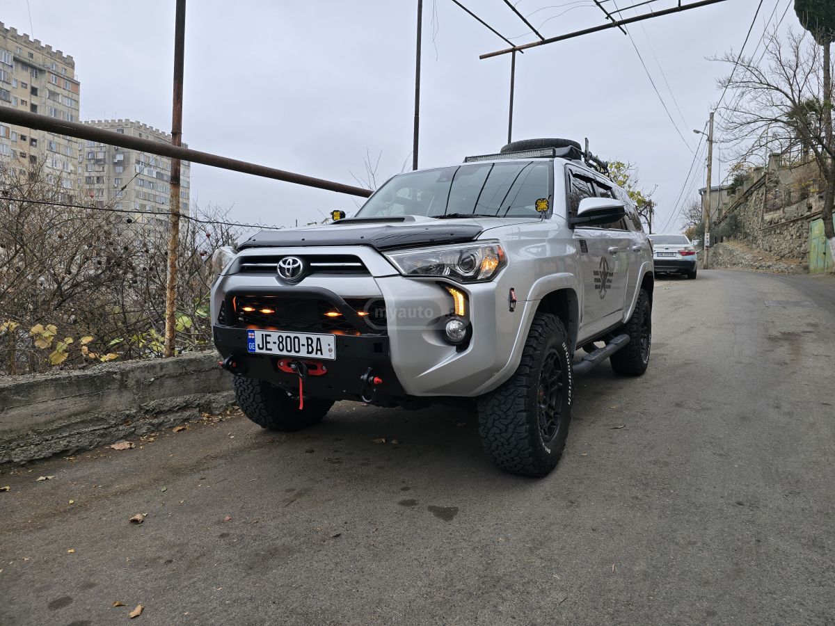 Toyota 4 Runner - фото 12