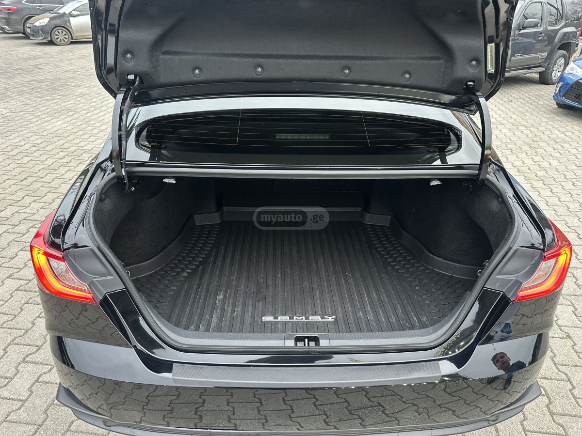 Toyota SE — миниатюра 14