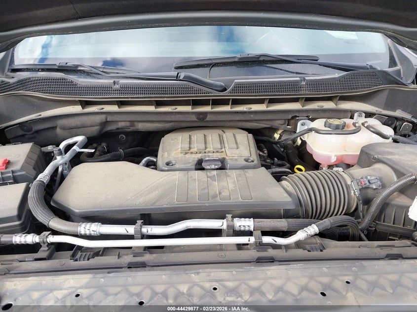 Chevrolet Silverado 2023 — миниатюра 10