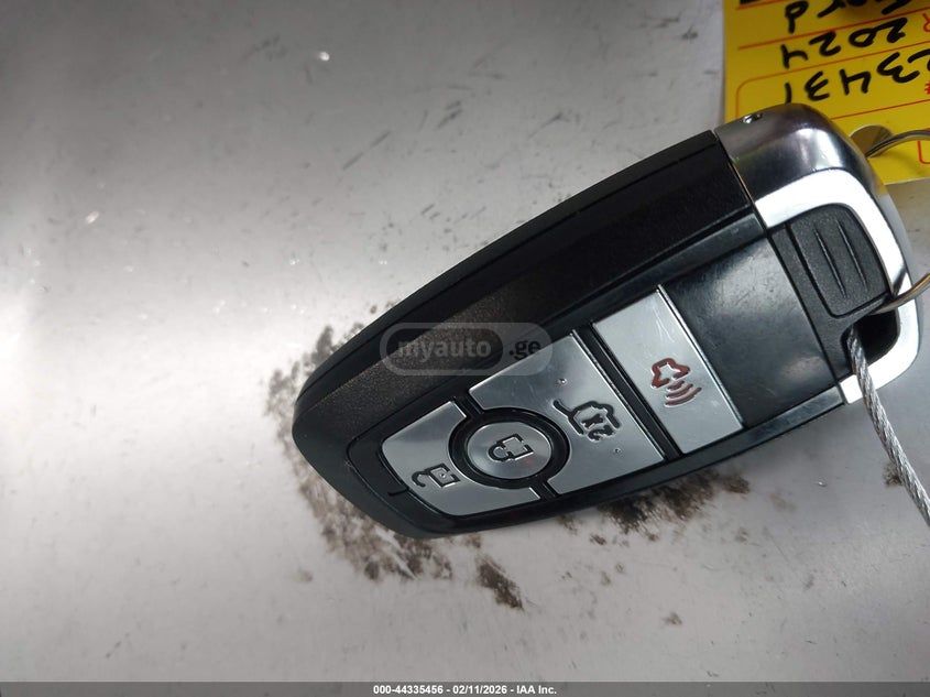 Ford Mustang Mach-E 2024 — миниатюра 11