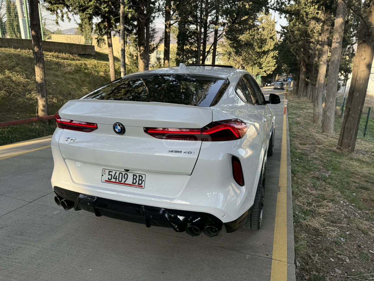 BMW xDrive40i 4dr All-Wheel Drive — миниатюра 10