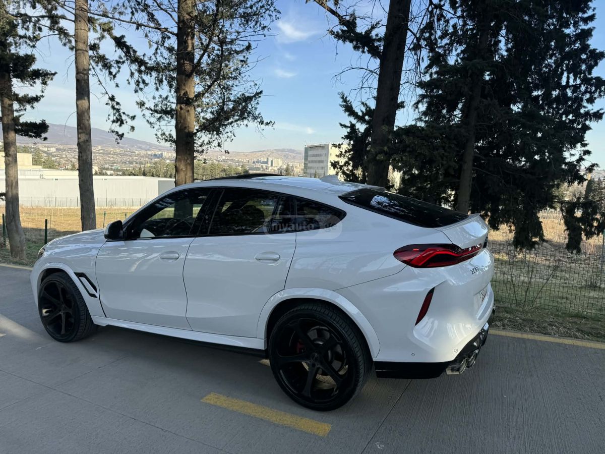 BMW xDrive40i 4dr All-Wheel Drive — миниатюра 5