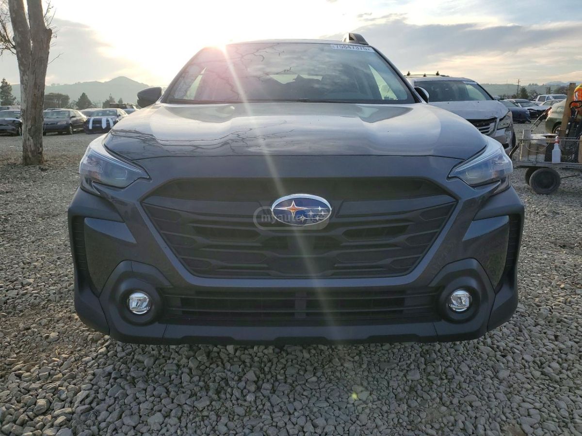 Subaru Onyx Edition XT 4dr All Wheel — миниатюра 5