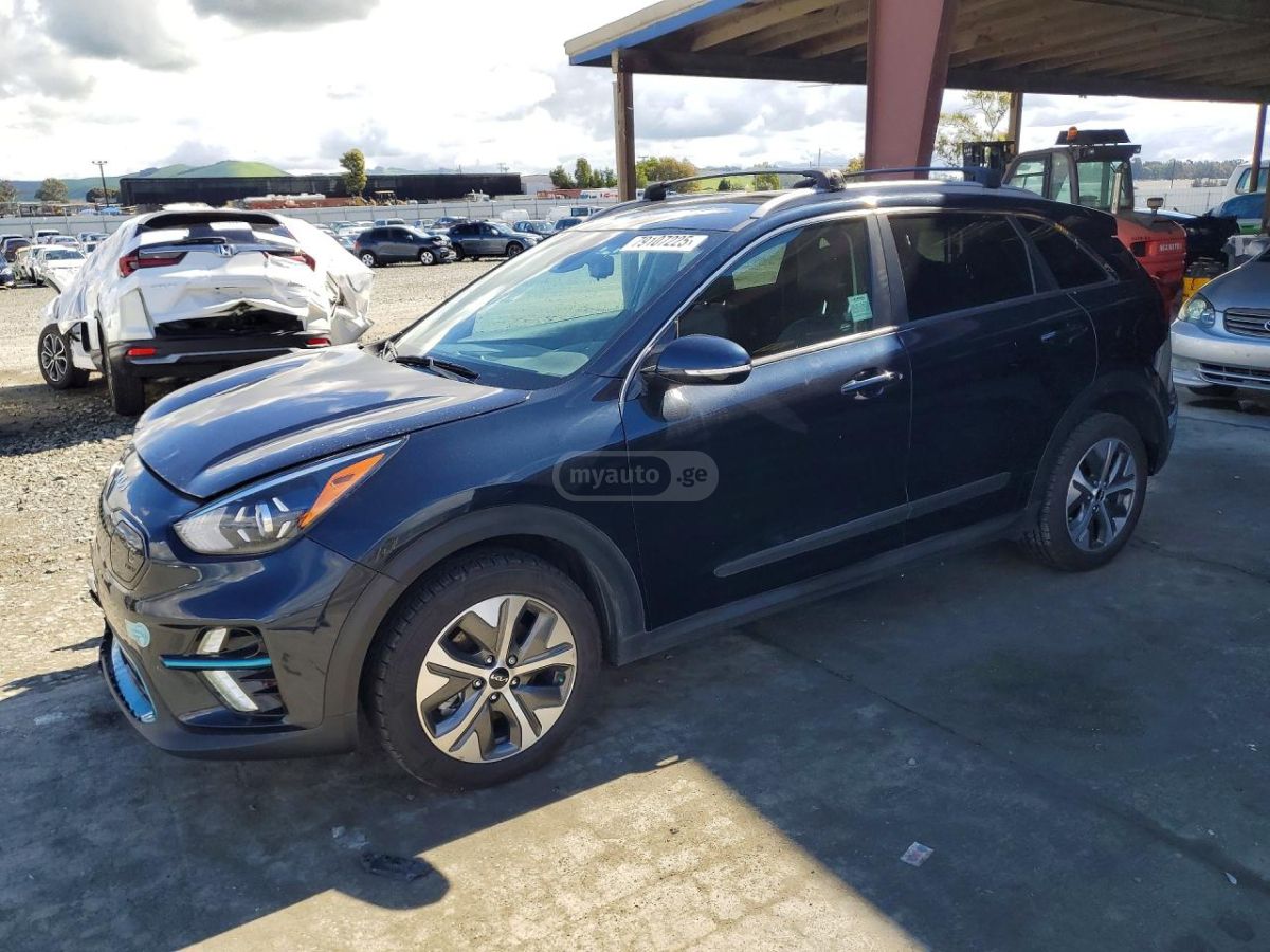 Kia Niro - фото 1