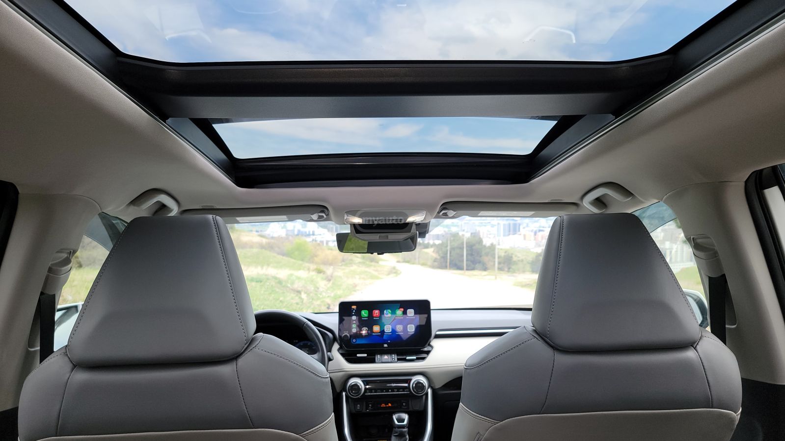 Toyota Rav 4 - фото 10