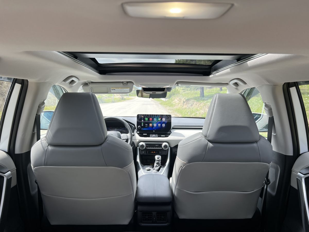 Toyota Rav 4 - фото 14