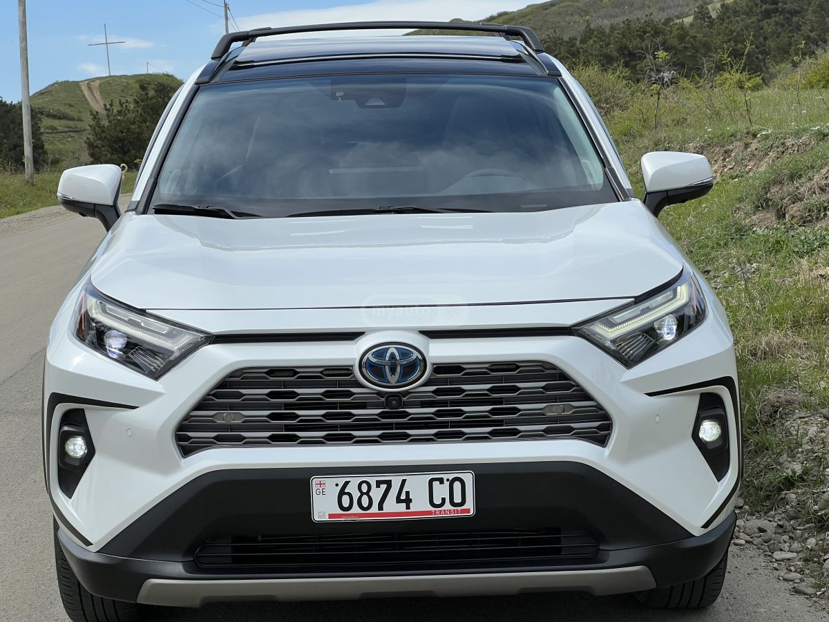 Toyota Rav 4 - фото 3