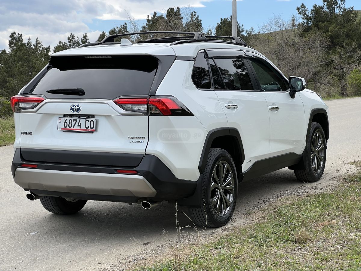 Toyota Rav 4 - фото 9
