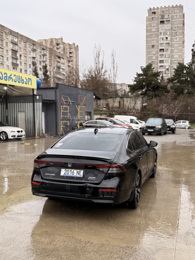 Honda Accord - фото 7