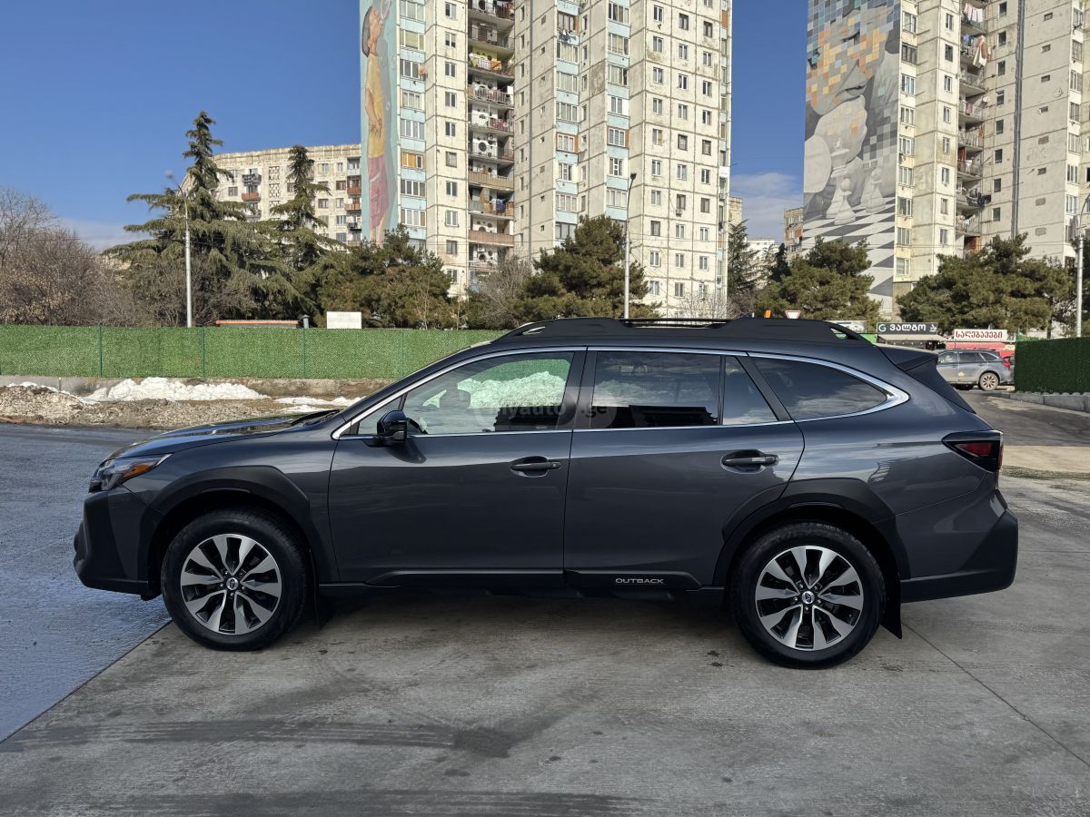 Subaru Limited 4dr All-Wheel Drive CV — миниатюра 2