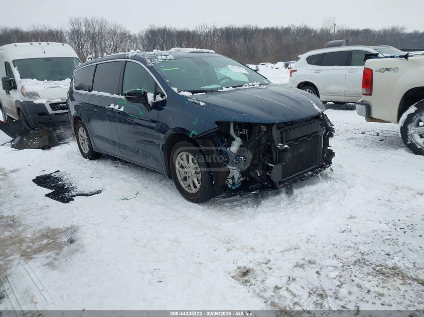 Chrysler Pacifica 2025 — миниатюра 1