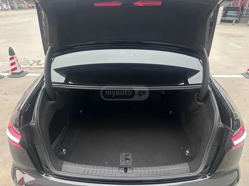 Audi A6 2024 — миниатюра 11