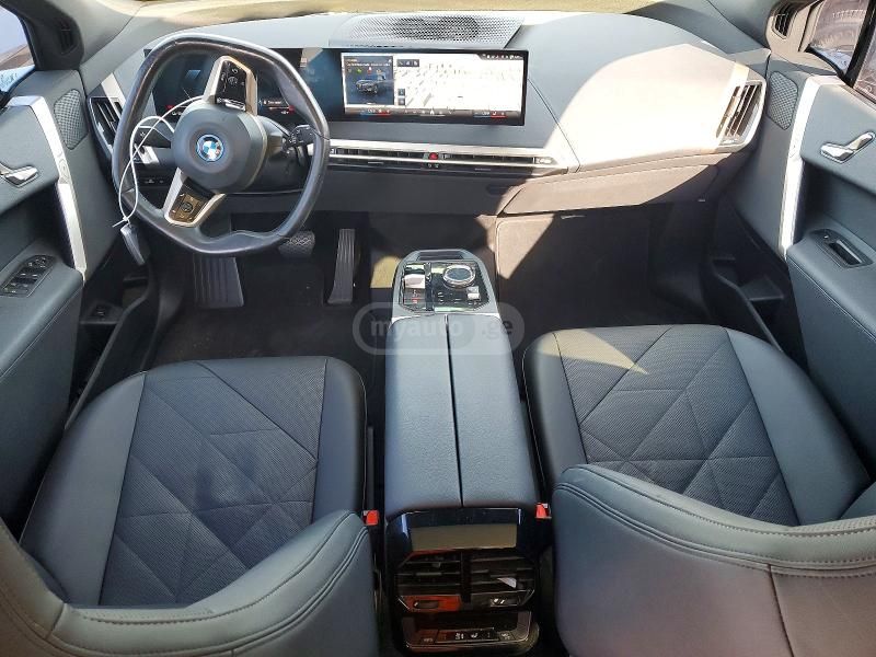 BMW IX - фото 8
