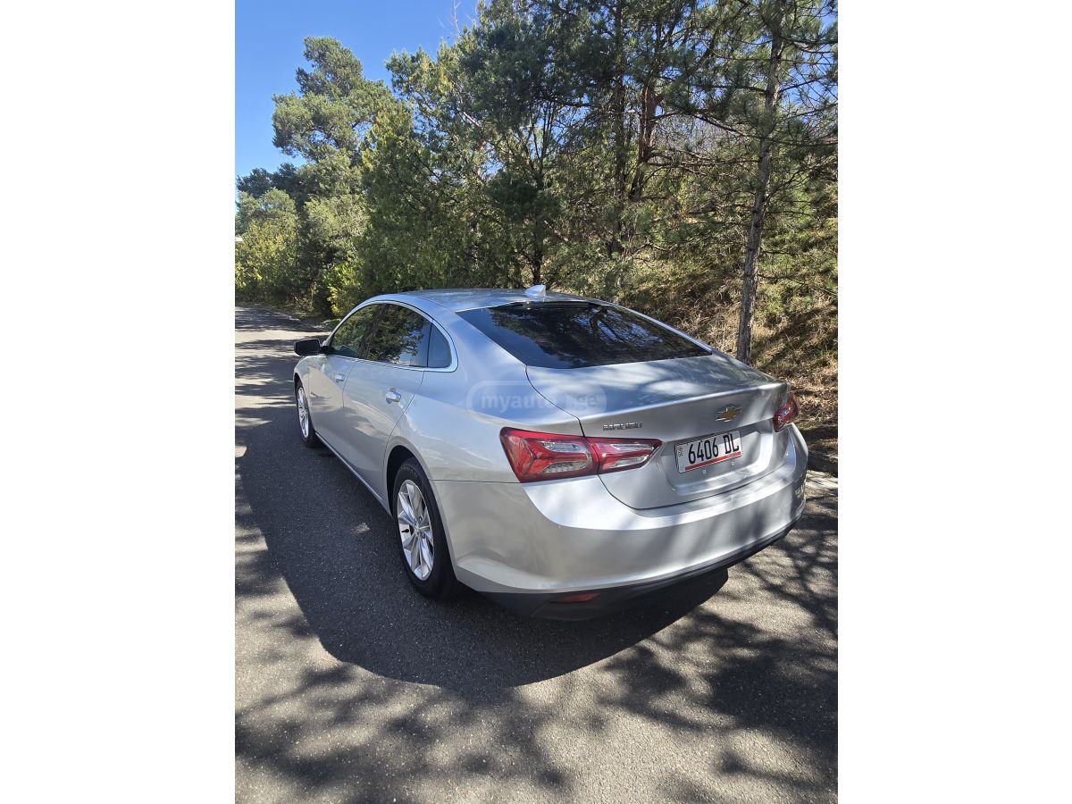 Chevrolet Malibu - фото 9