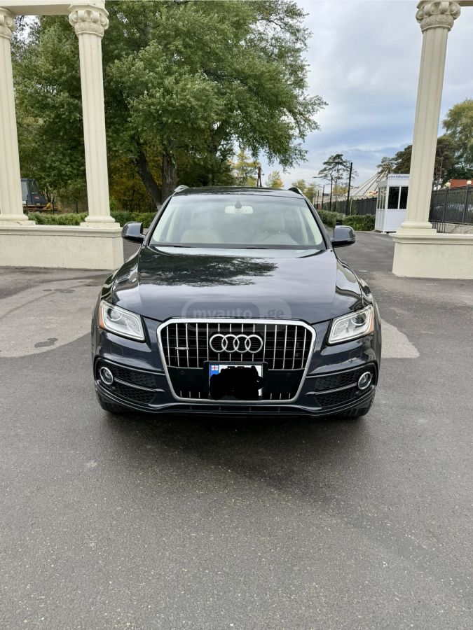 Audi Q5 - фото 1