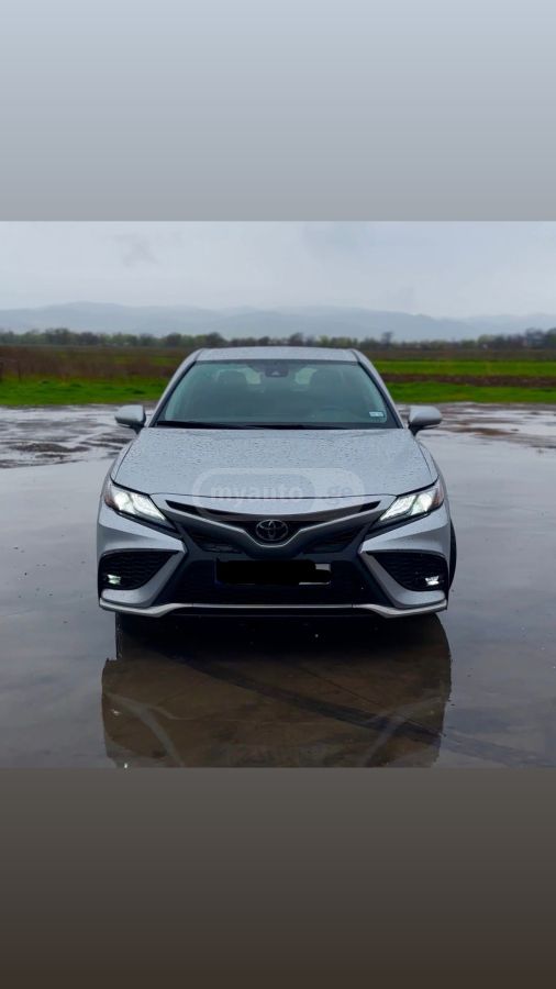 Toyota Camry - фото 4