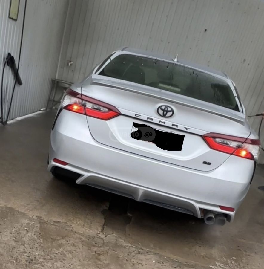 Toyota Camry - фото 6