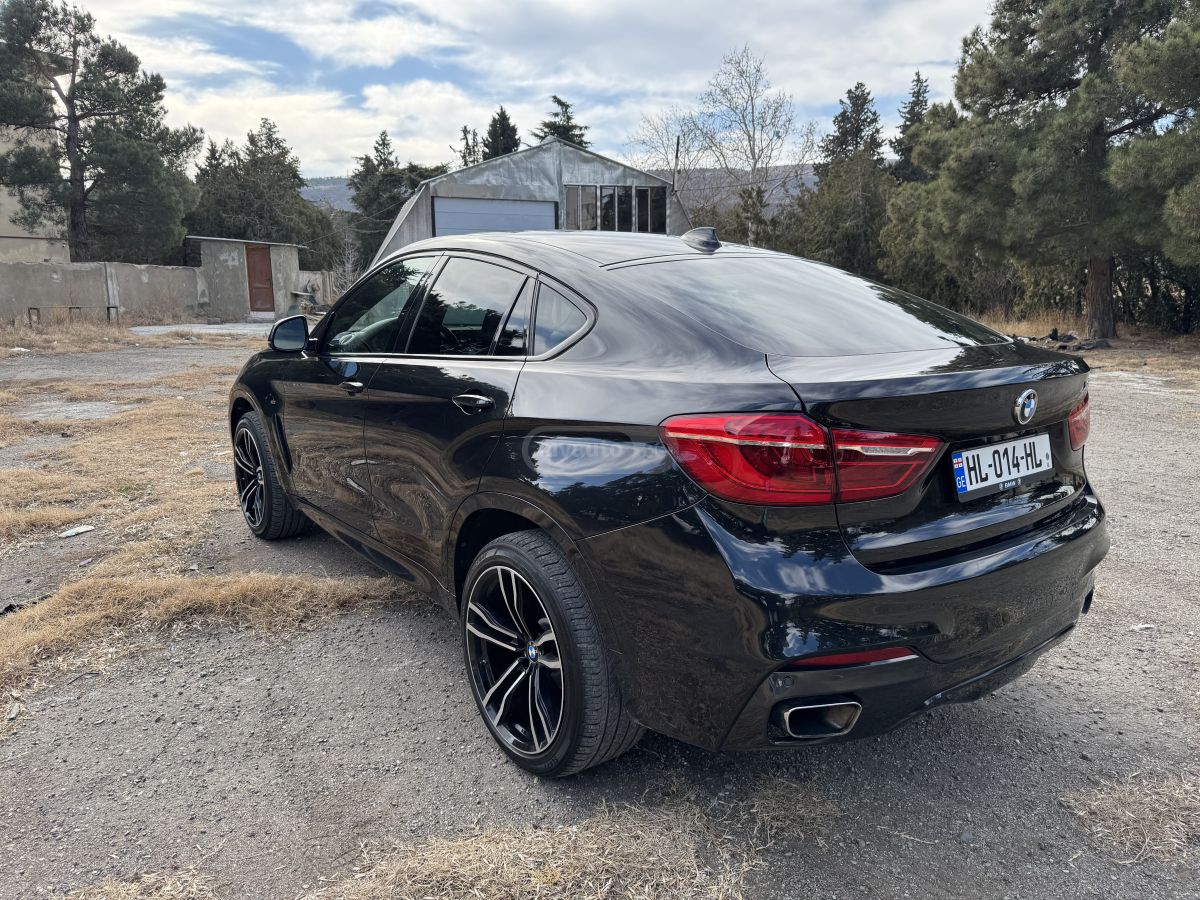 BMW X6 - фото 8