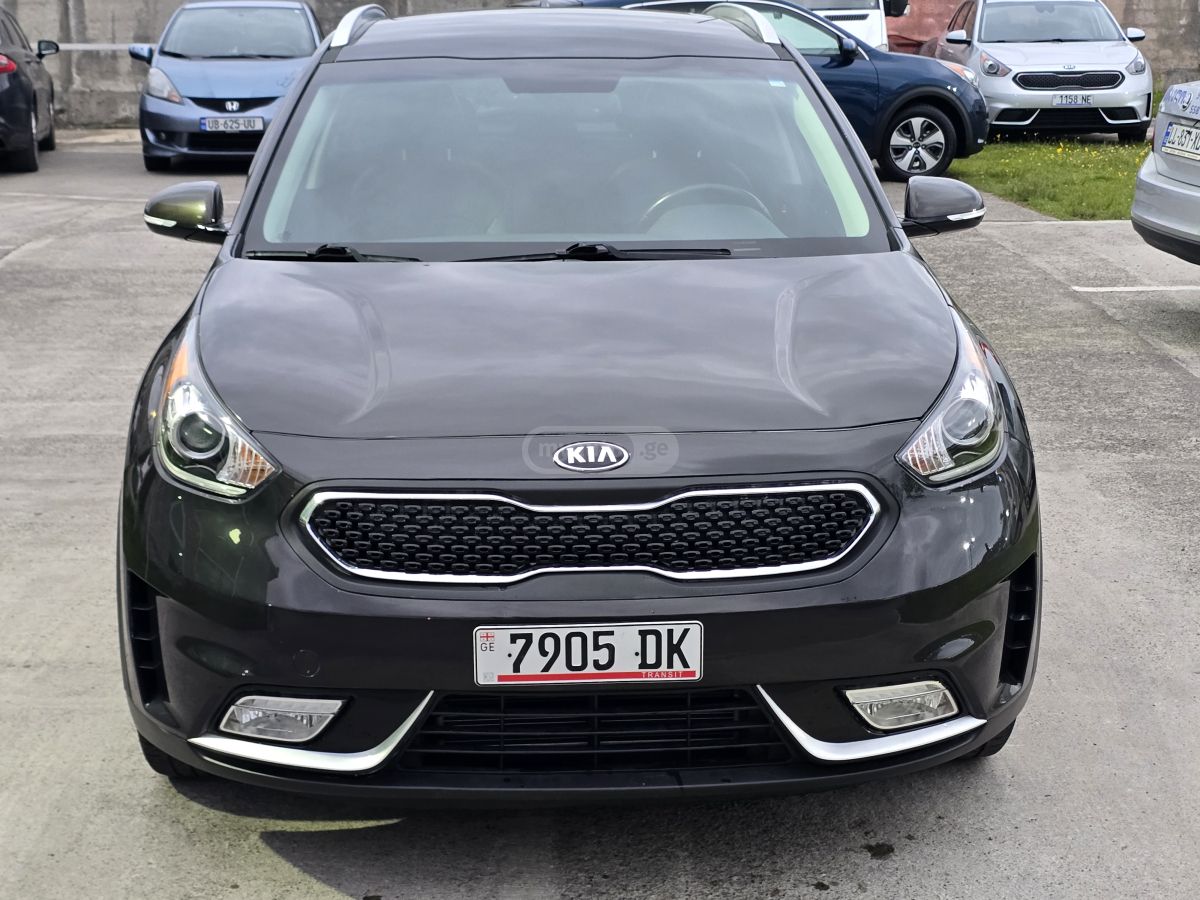 Kia Niro - фото 1