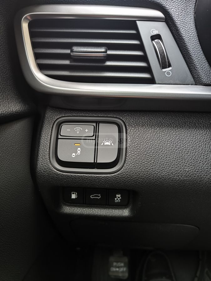 Kia Optima - фото 10