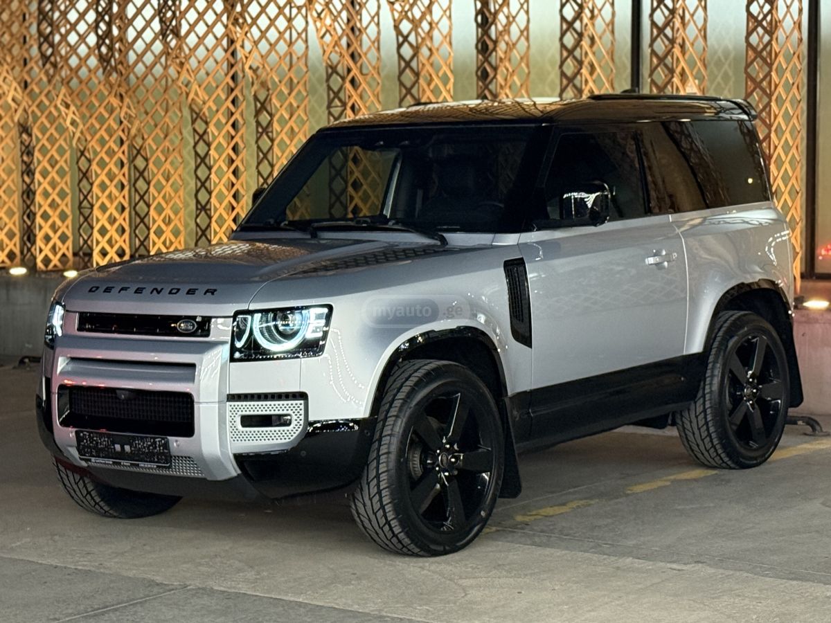 Land Rover Defender 90 - фото 1