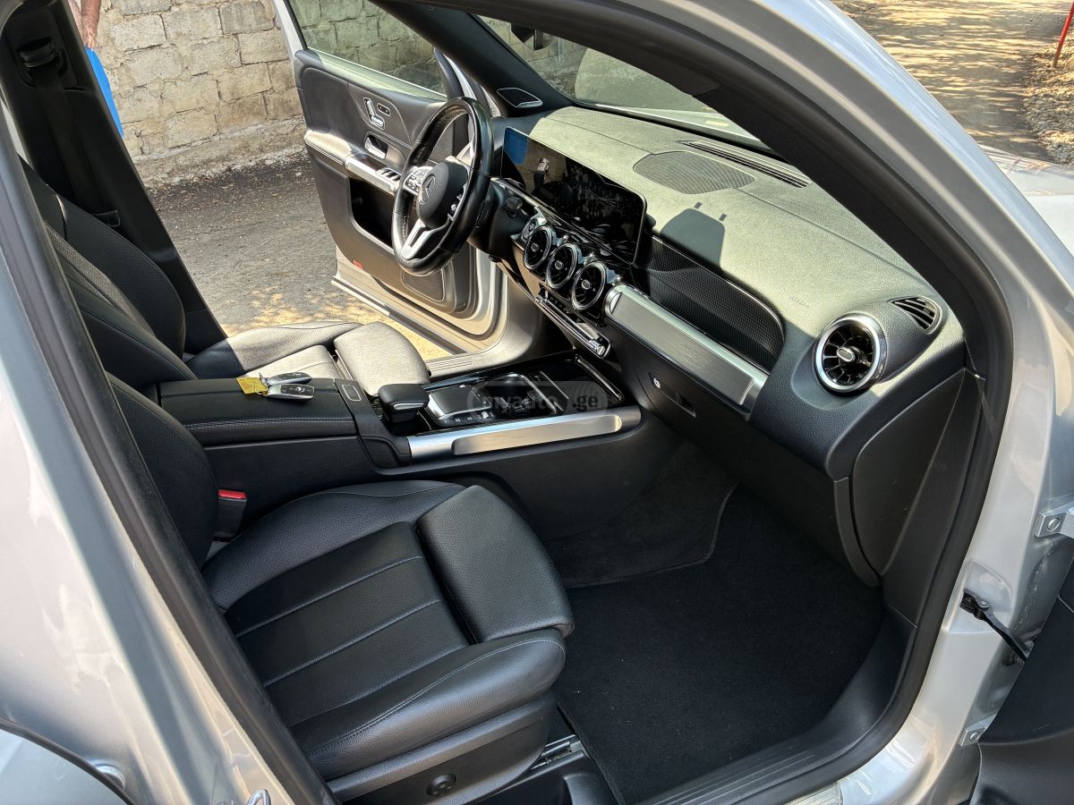 Mercedes-Benz Base GLB 250 4dr All-Wheel Dri — миниатюра 13