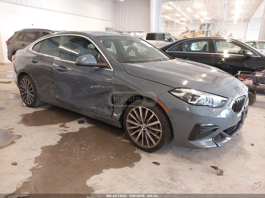 BMW 228 - фото 1