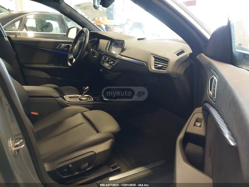 BMW 228 - фото 5