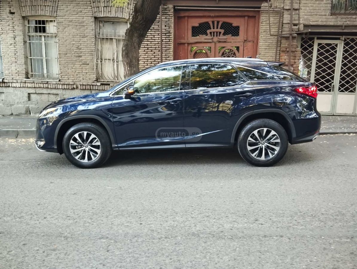 Lexus Base 4dr Front-Wheel Drive Aut — миниатюра 2