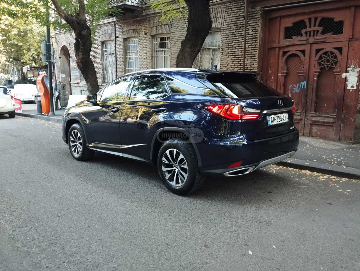 Lexus Base 4dr Front-Wheel Drive Aut — миниатюра 3