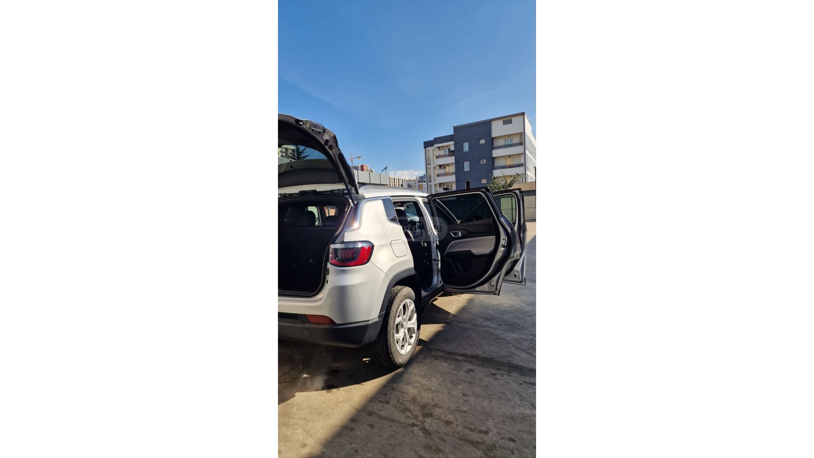 Jeep Limited — миниатюра 2