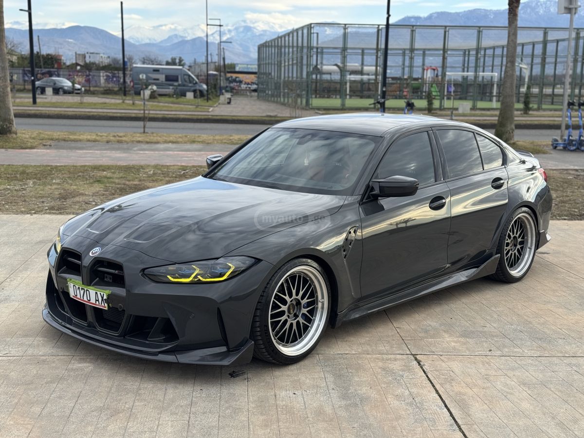 BMW M3 - фото 1