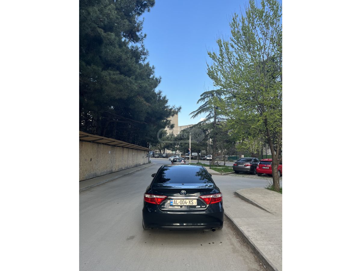 Toyota Camry - фото 5