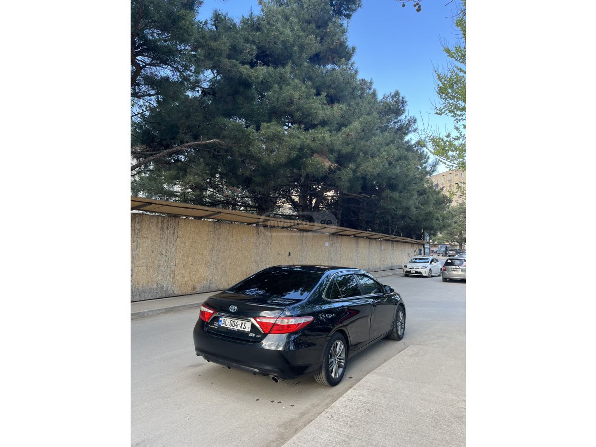 Toyota Camry - фото 6