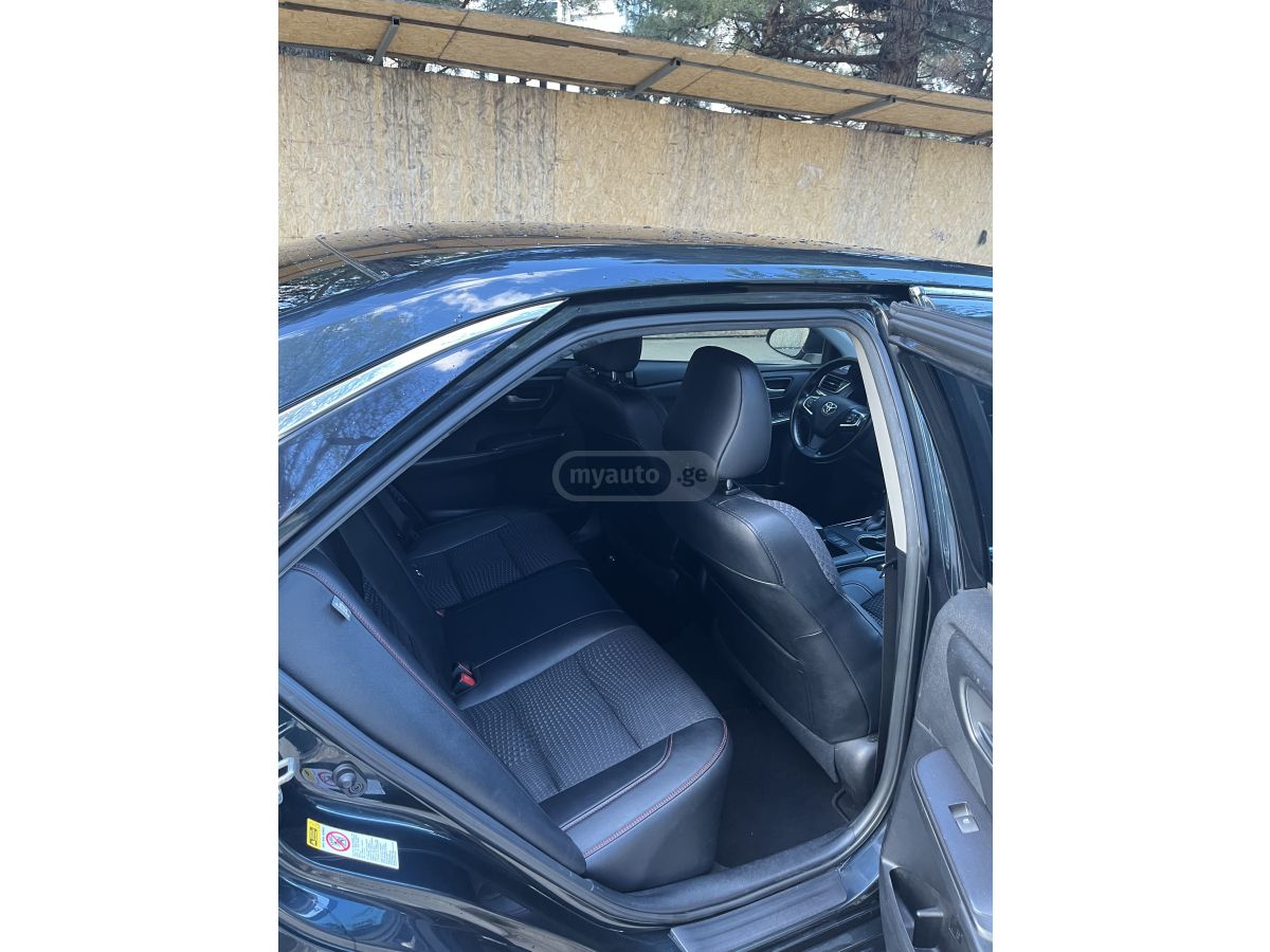 Toyota Camry - фото 9