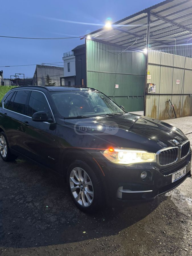 BMW X5 - фото 12