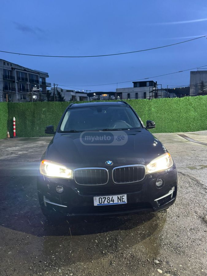 BMW X5 - фото 2
