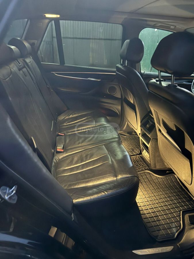 BMW X5 - фото 5