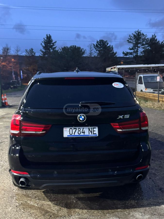 BMW X5 - фото 7