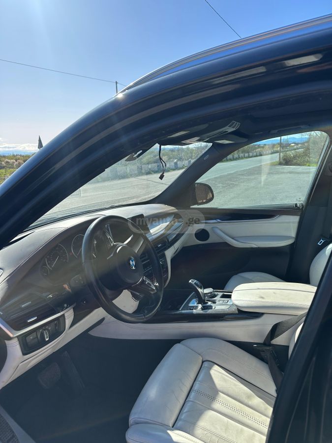 BMW X5 - фото 10