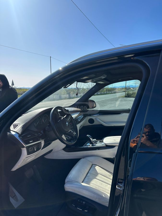 BMW X5 - фото 11