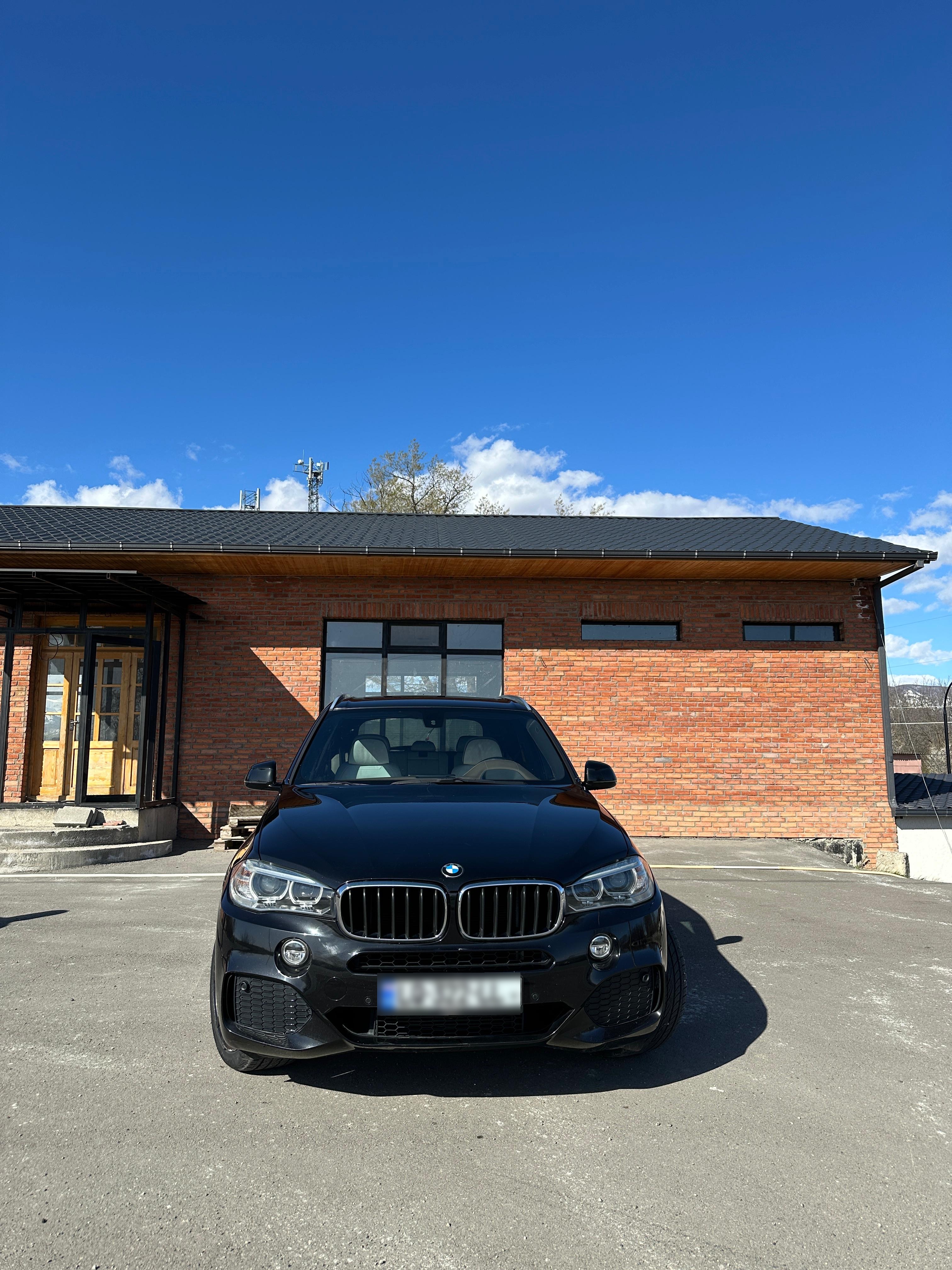 BMW X5 - фото 7