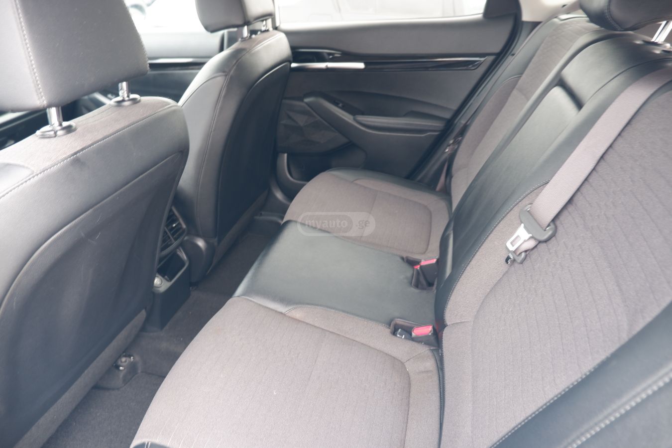 Kia Seltos 2022 — миниатюра 7