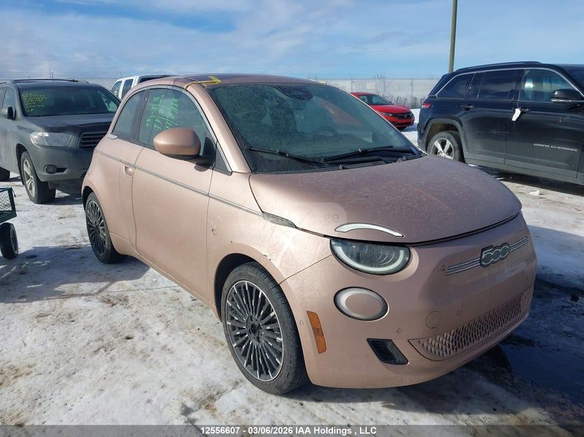 Fiat 500e 2024 — миниатюра 1