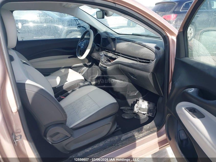 Fiat 500e 2024 — миниатюра 5