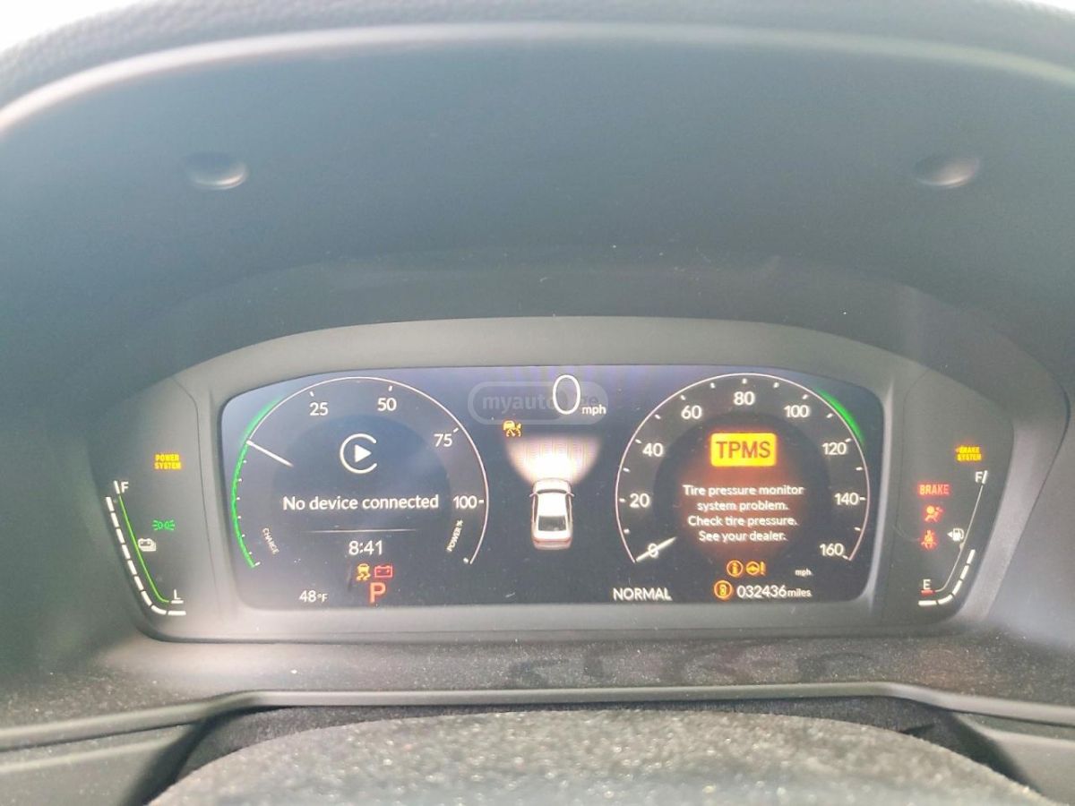 Honda Touring 4dr Sedan CVT — миниатюра 8