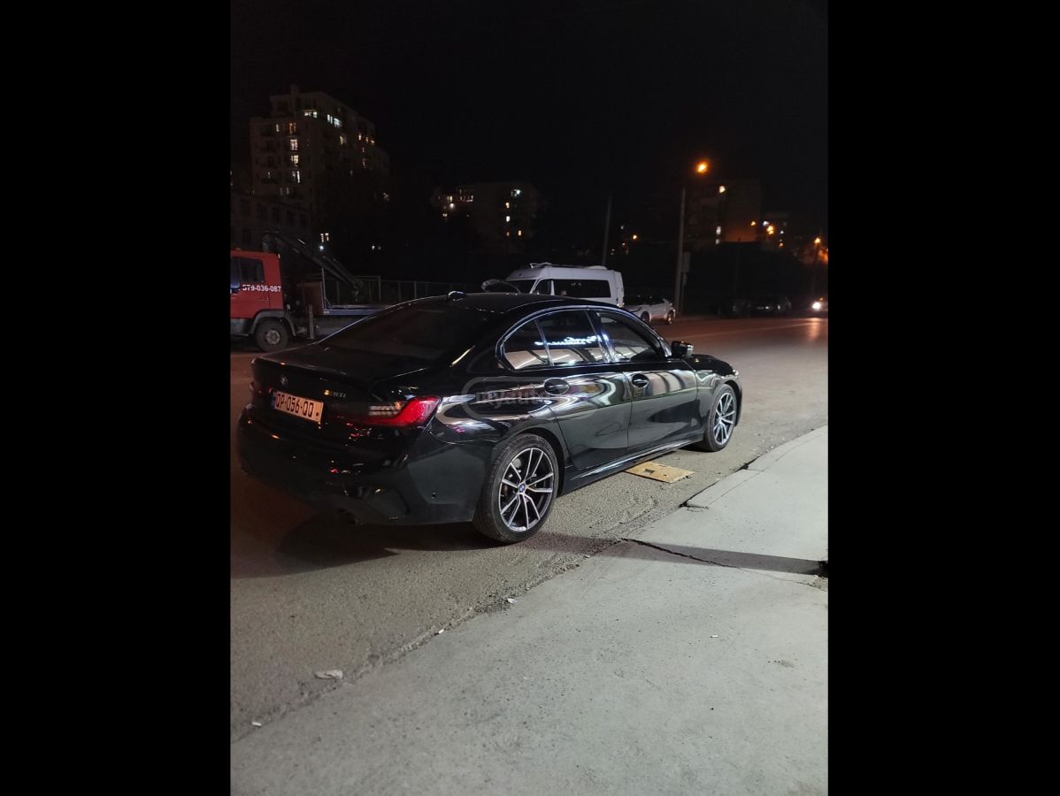 BMW 330 - фото 2